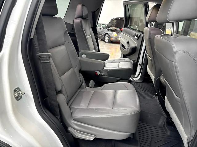 Photo of 2019 White Chevrolet Tahoe