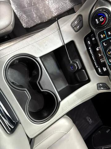 Photo of 2019 White Chevrolet Tahoe
