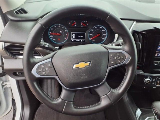 Photo of 2021 Summit White Chevrolet Traverse