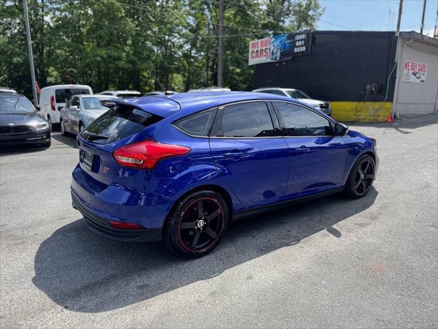 Photo of 2015 Performance Blue Ford Focus ST