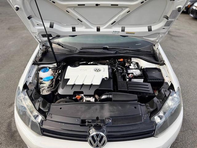 Photo of 2011 Candy White Volkswagen Jetta SportWagen