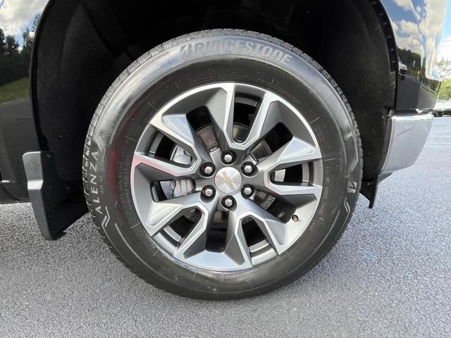Photo of 2023 Black Chevrolet Silverado 1500