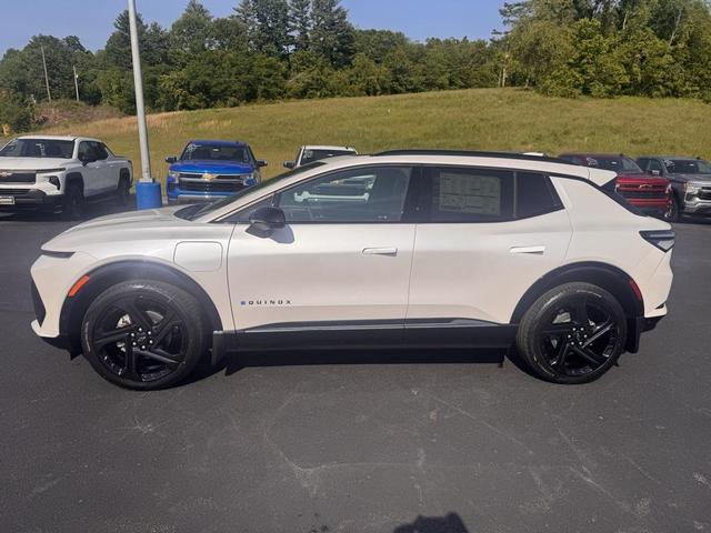 Photo of 2025 White Chevrolet Equinox EV