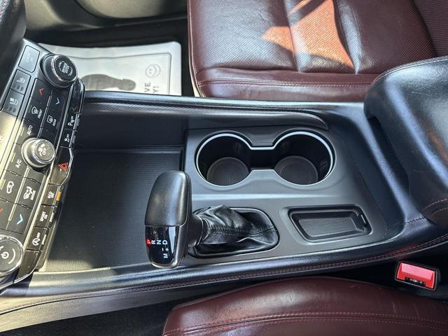 Photo of 2023 DB Black Crystal Clearcoat Dodge Durango