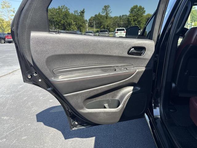 Photo of 2023 DB Black Crystal Clearcoat Dodge Durango