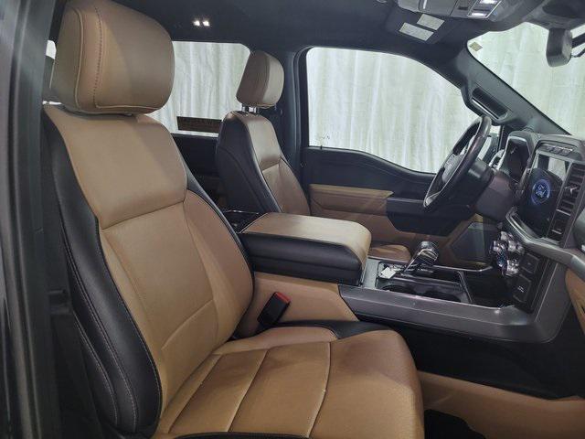 Photo of 2022 Agate Black Metallic Ford F-150