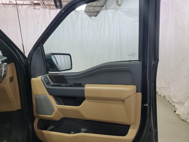 Photo of 2022 Agate Black Metallic Ford F-150
