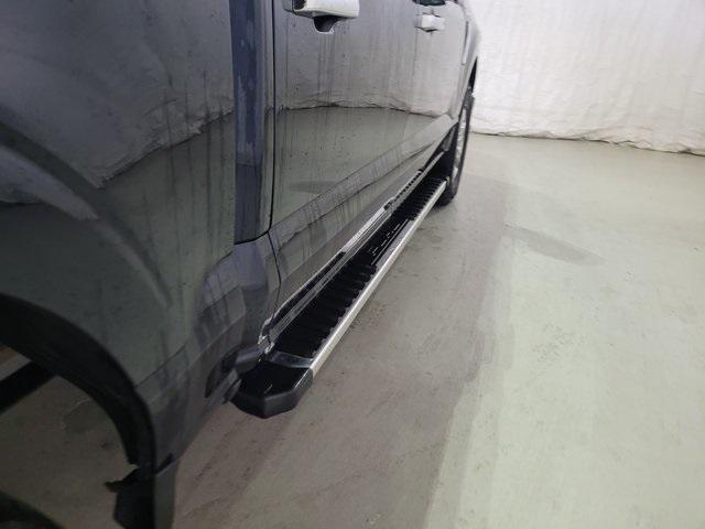 Photo of 2022 Agate Black Metallic Ford F-150
