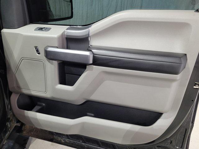 Photo of 2018 Shadow Black Ford F-150