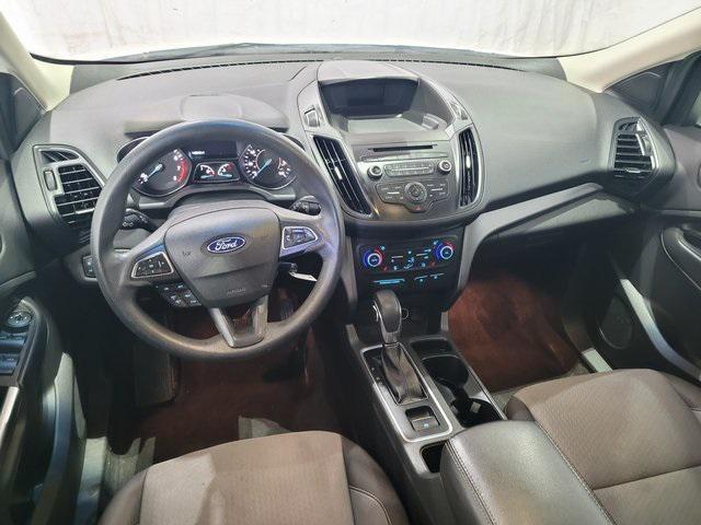 Photo of 2018 Oxford White Ford Escape
