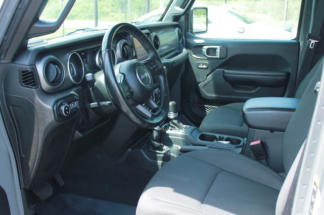 Photo of 2021 Sting Gray Jeep Gladiator
