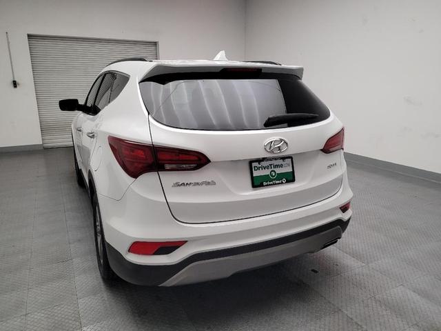 Photo of 2017 Frost White Pearl Hyundai Santa Fe Sport