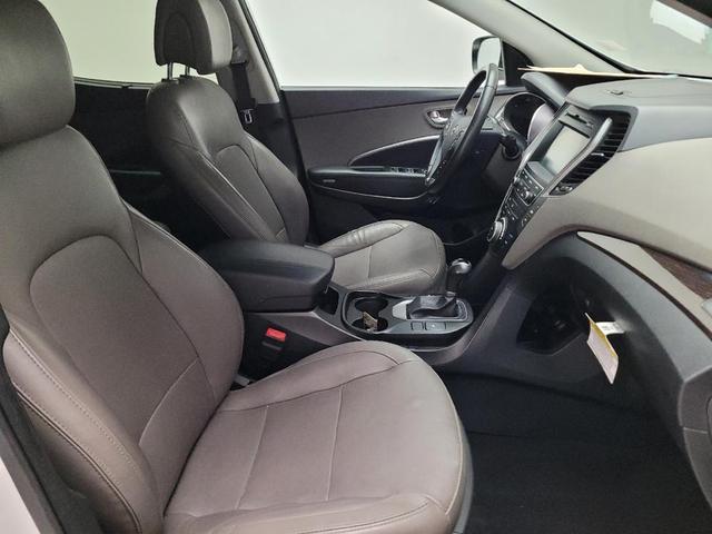 Photo of 2017 Frost White Pearl Hyundai Santa Fe Sport