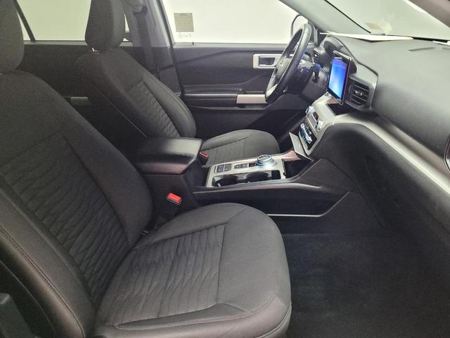 Photo of 2020 Agate Black Metallic Ford Explorer