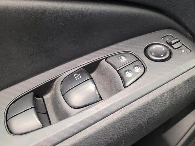 Photo of 2023 Gun Metallic Nissan Altima