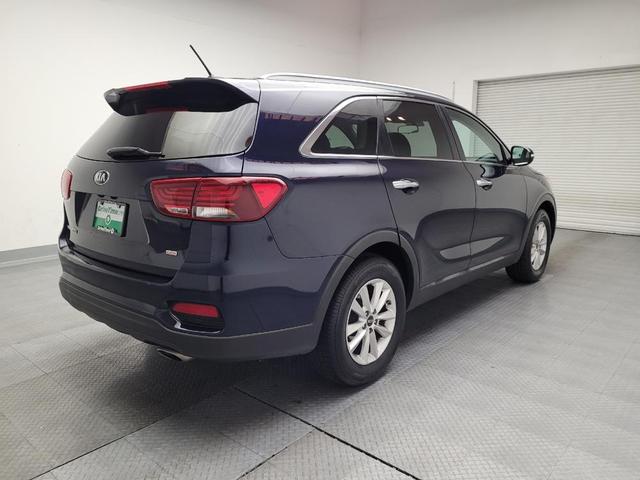 Photo of 2020 Imperial Blue Kia Sorento