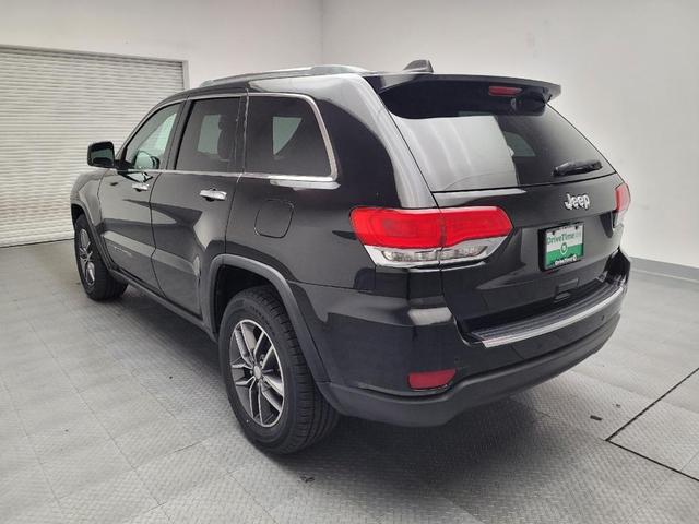 Photo of 2018 Diamond Black Crystal Pearlcoat Jeep Grand Cherokee