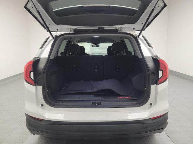 Photo of 2018 Summit White GMC Terrain
