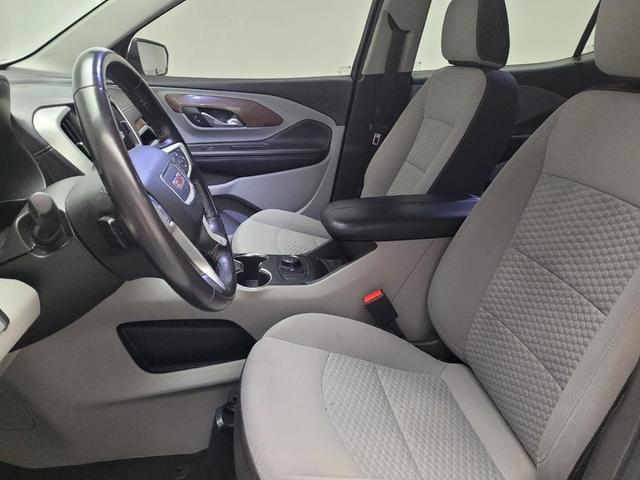 Photo of 2018 Summit White GMC Terrain
