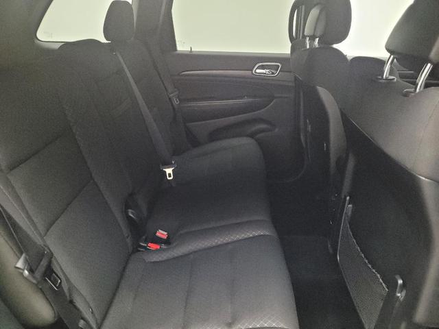 Photo of 2018 Velvet Red Pearlcoat Jeep Grand Cherokee
