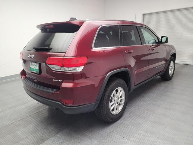 Photo of 2018 Velvet Red Pearlcoat Jeep Grand Cherokee