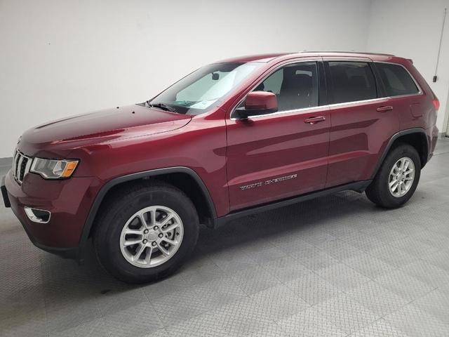Photo of 2018 Velvet Red Pearlcoat Jeep Grand Cherokee
