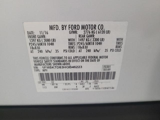 Photo of 2017 White Ford Explorer