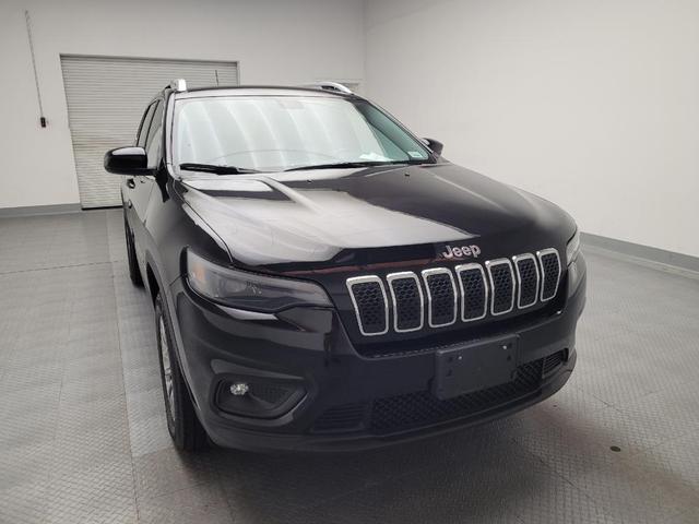 Photo of 2019 Diamond Black Crystal Pearlcoat Jeep Cherokee