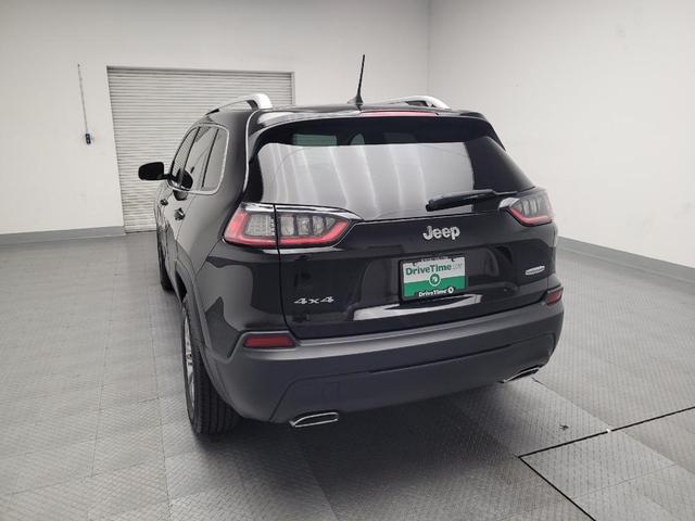Photo of 2019 Diamond Black Crystal Pearlcoat Jeep Cherokee