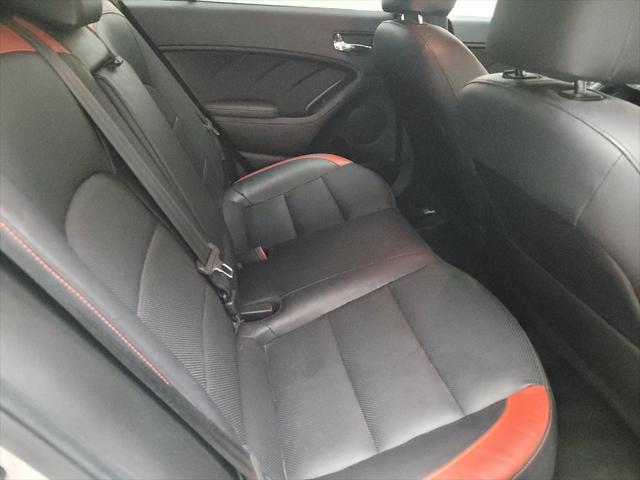 Photo of 2018 Snow White Pearl Kia Forte
