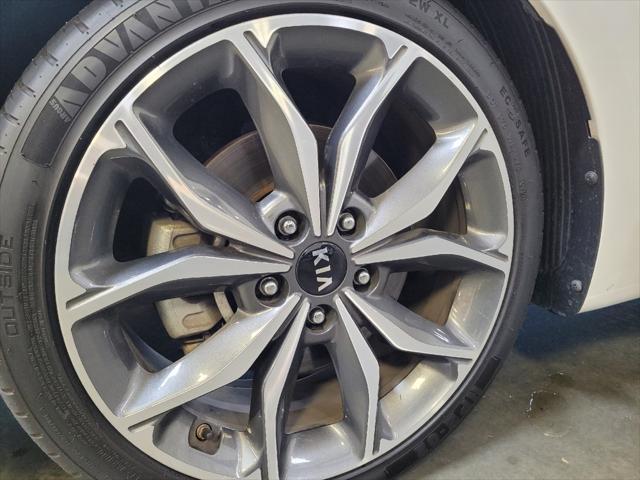 Photo of 2018 Snow White Pearl Kia Forte