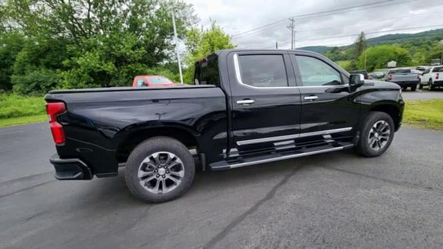 Photo of 2023 Black Chevrolet Silverado 1500
