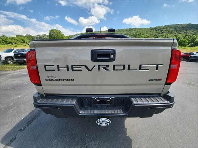 Photo of 2021 Sand Dune Metallic Chevrolet Colorado