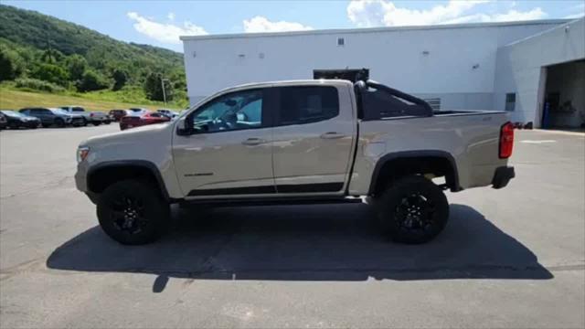 Photo of 2021 Sand Dune Metallic Chevrolet Colorado