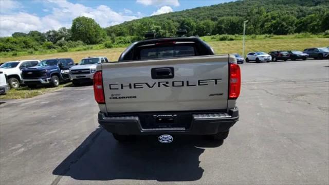 Photo of 2021 Sand Dune Metallic Chevrolet Colorado