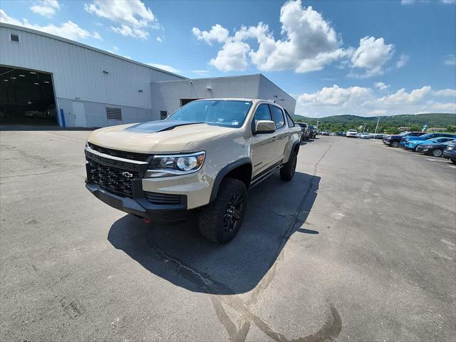 Photo of 2021 Sand Dune Metallic Chevrolet Colorado