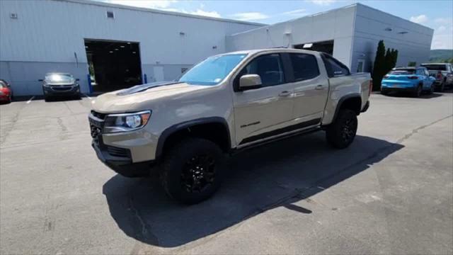 Photo of 2021 Sand Dune Metallic Chevrolet Colorado