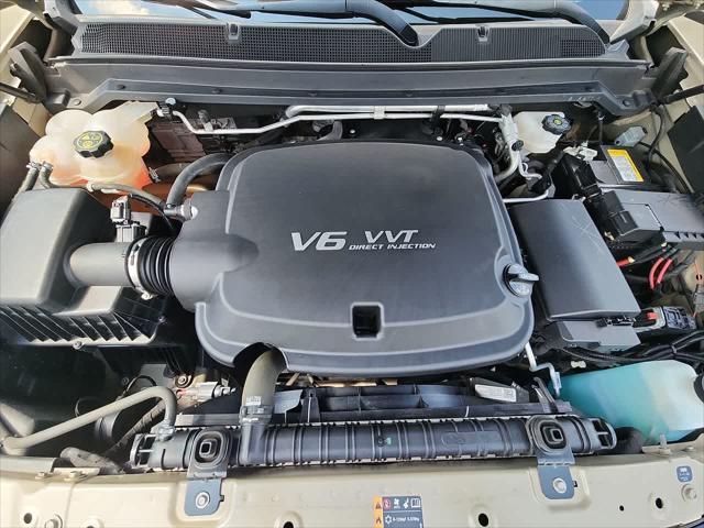 Photo of 2021 Sand Dune Metallic Chevrolet Colorado