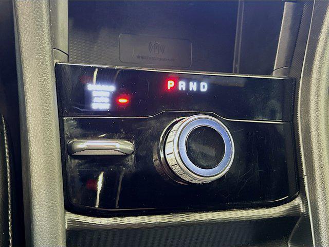Photo of 2024 Diamond Black Crystal Pearlcoat Jeep Grand Cherokee L