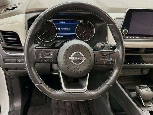 Photo of 2023 Pearl White Tricoat Nissan Rogue