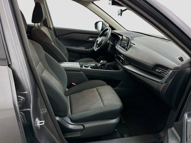 Photo of 2024 Gun Metallic Nissan Rogue