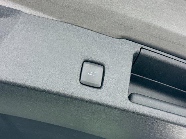 Photo of 2024 Carbonized Gray Metallic Ford Escape