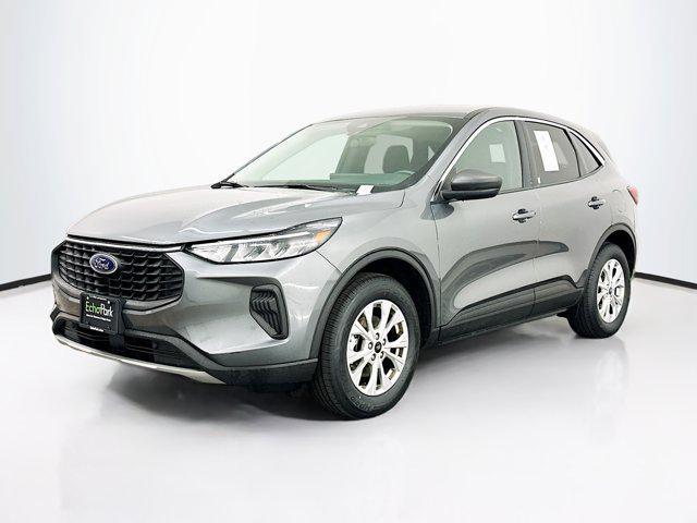 Photo of 2024 Carbonized Gray Metallic Ford Escape