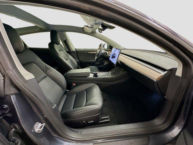 Photo of 2022 Solid Black Tesla Model 3