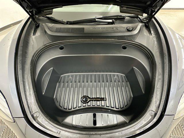 Photo of 2022 Solid Black Tesla Model 3