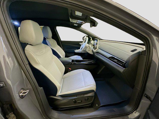 Photo of 2023 Pure Gray Volkswagen ID.4