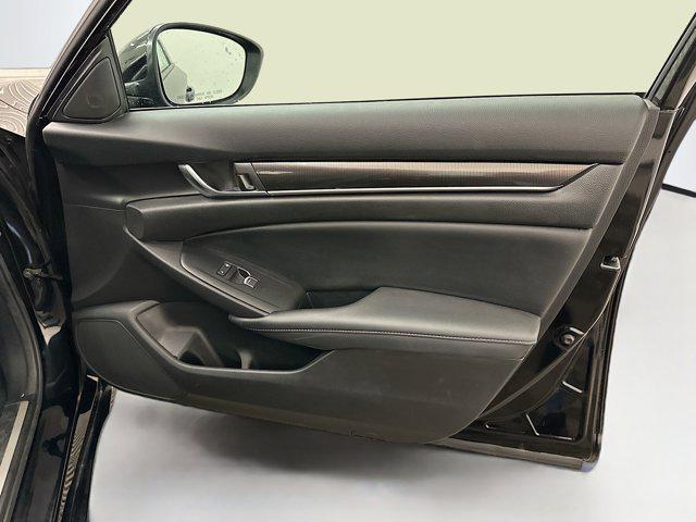 Photo of 2021 Crystal Black Pearl Honda Accord