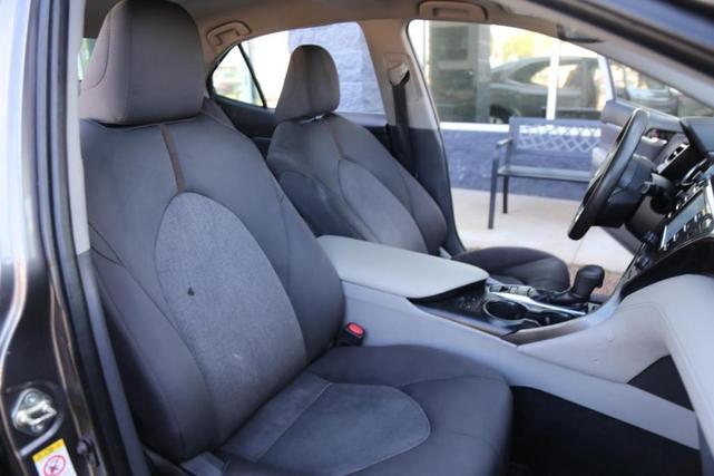 Photo of 2019 Predawn Gray Mica Toyota Camry Hybrid