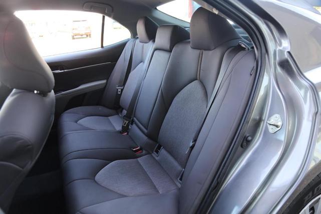 Photo of 2019 Predawn Gray Mica Toyota Camry Hybrid