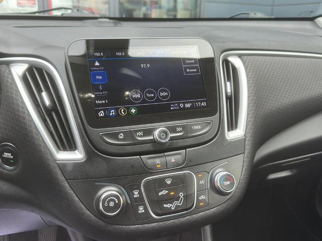Photo of 2022  Chevrolet Malibu